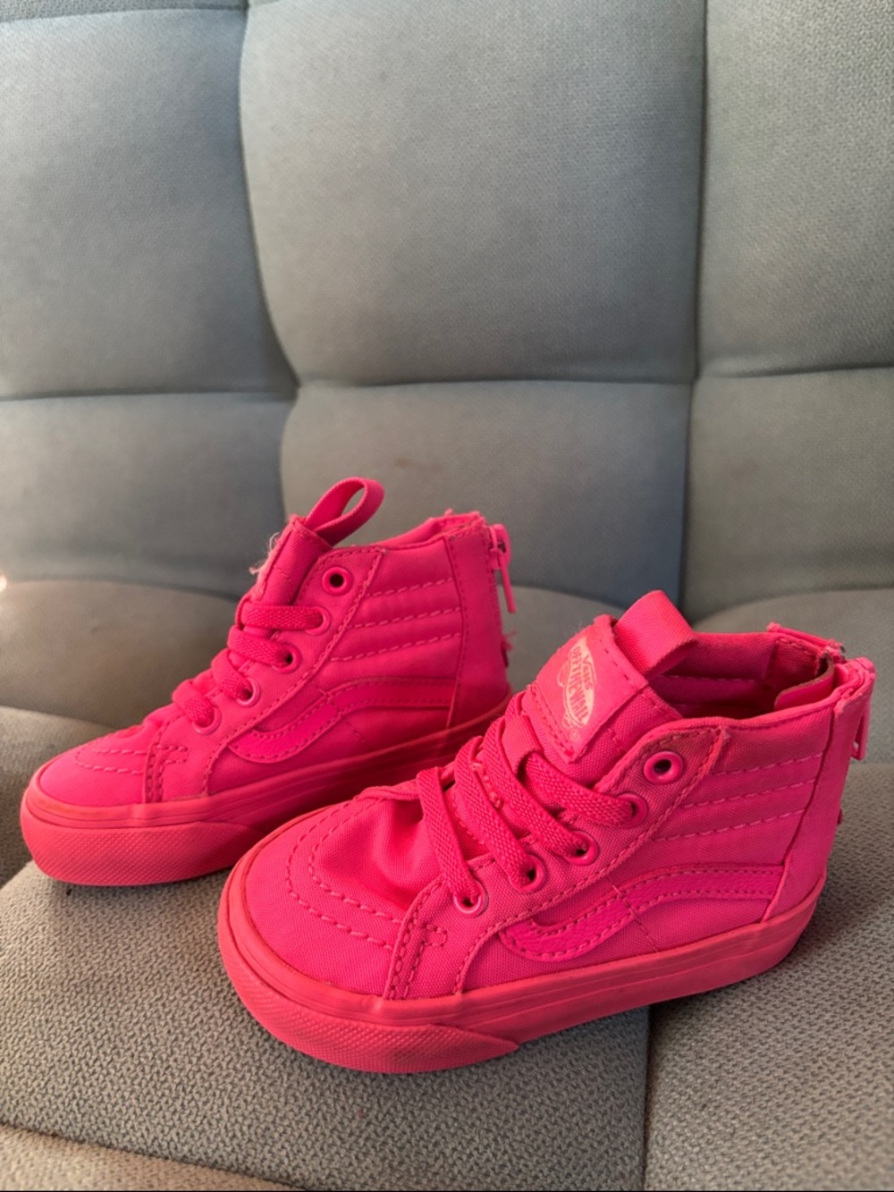 Kids Vans High-Top Canvas Sneakers in Hot Pink